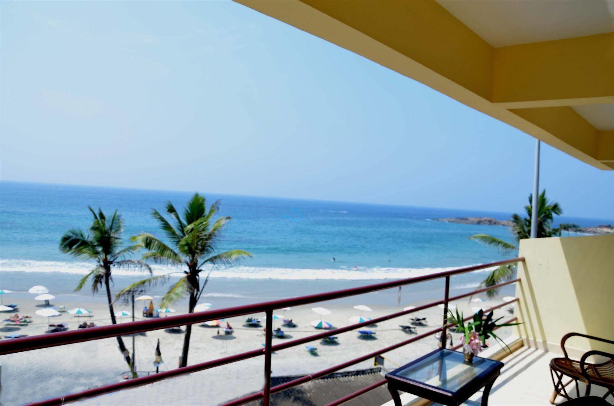 The Ocean Park Beach Resort Kovalam Luaran gambar